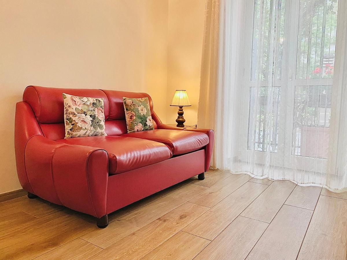 Exquisitely Renovated And Centrally Located Apartment With Free Parking Turin Extérieur photo