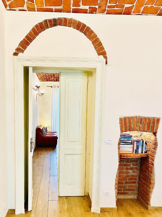 Exquisitely Renovated And Centrally Located Apartment With Free Parking Turin Extérieur photo